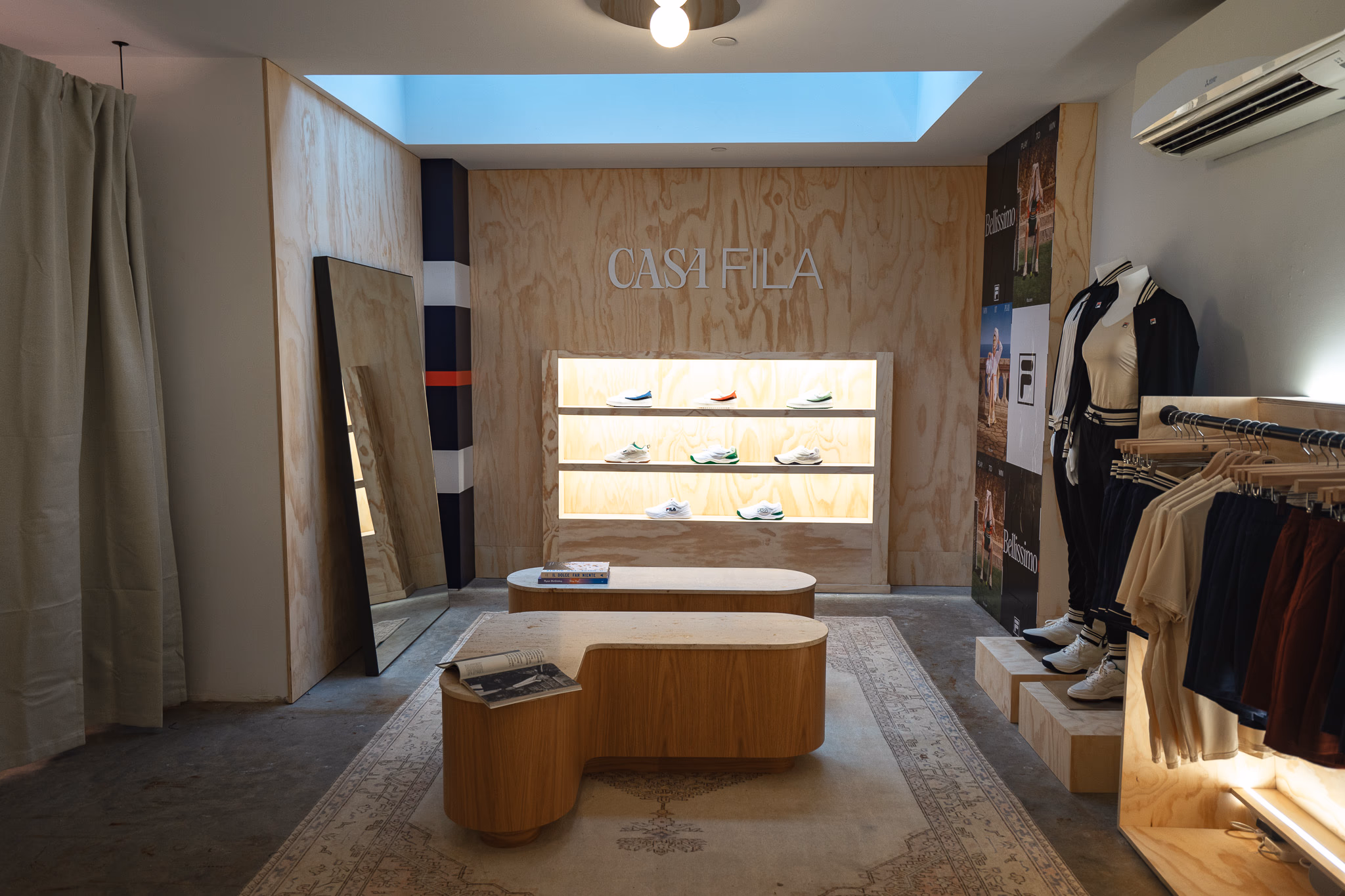 FILA pop up