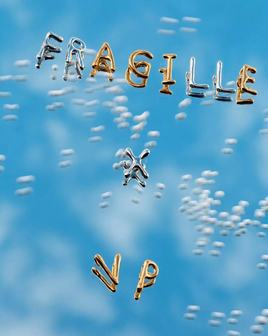 FRAGILLE X VICTORIA PARIS pop up