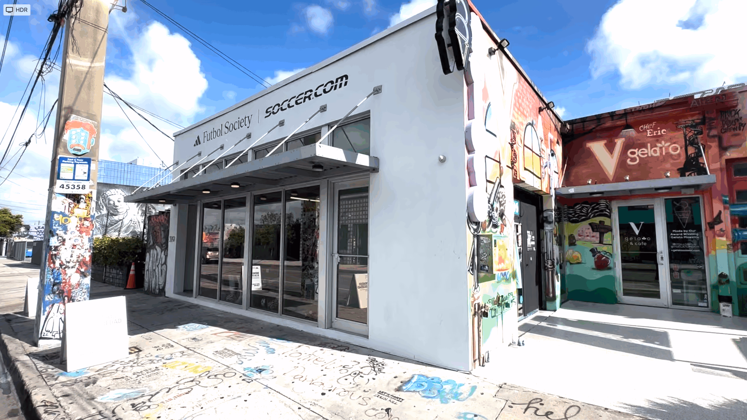 Fútbol Society pop up
