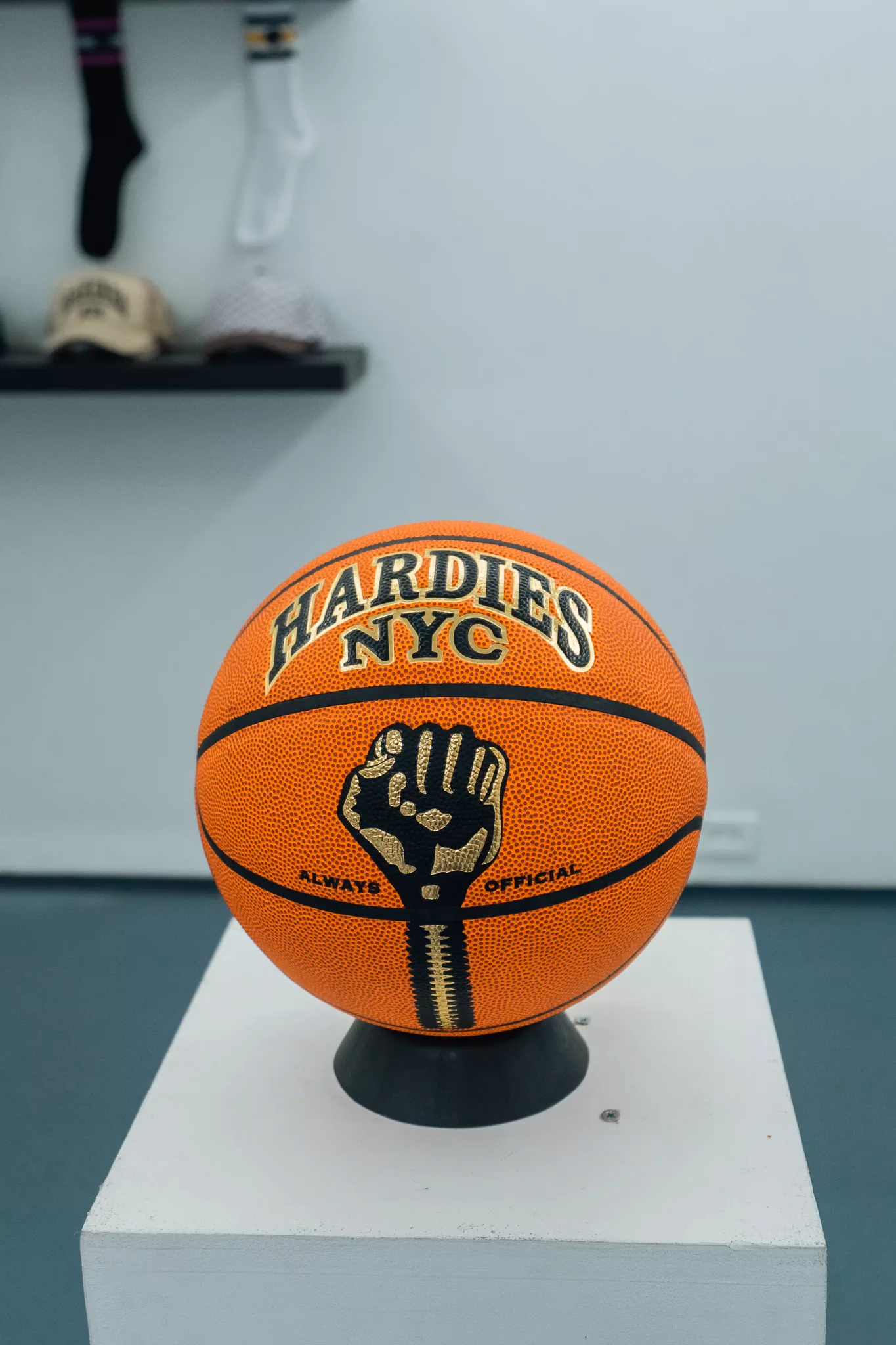 Hardies Hardware pop up