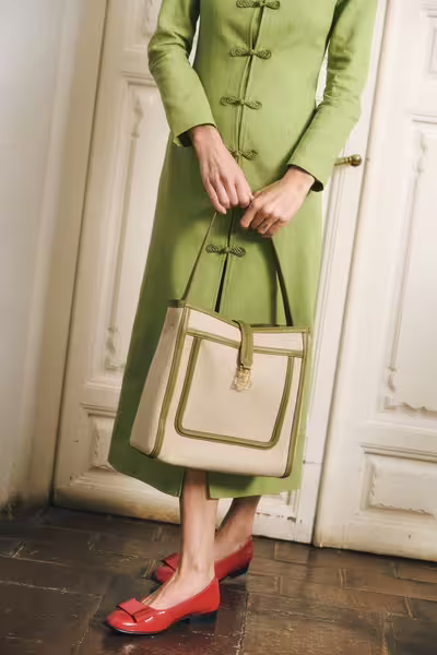 Maria de la Orden pop up