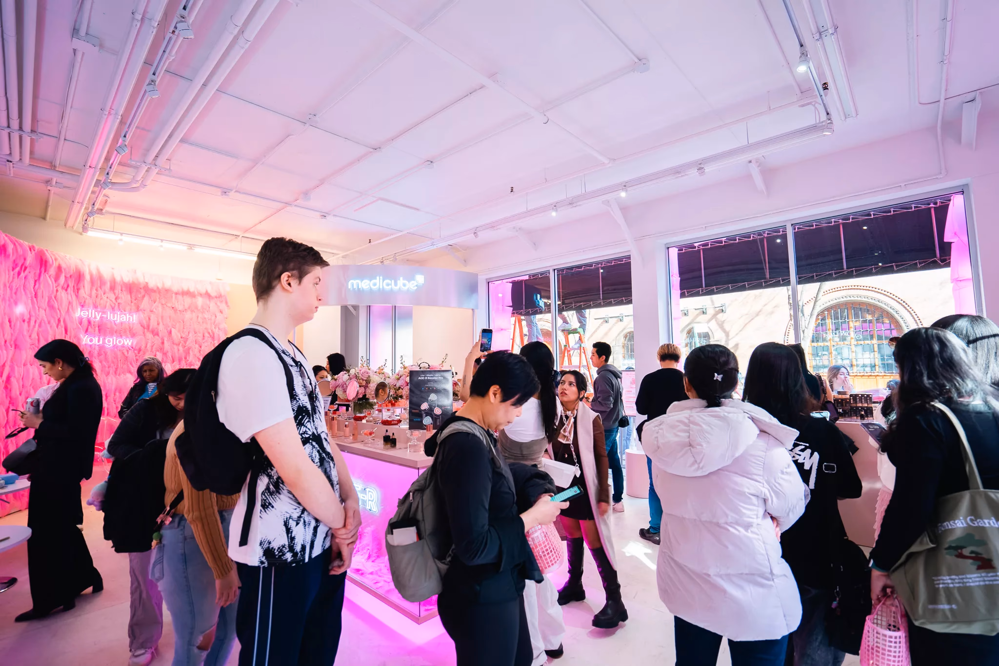 MEDICUBE pop up